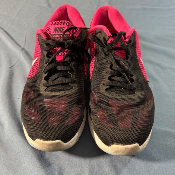 Nike Revolution 3 Women's Running Shoes Black Pink Size 10 - Picture 3 of 8